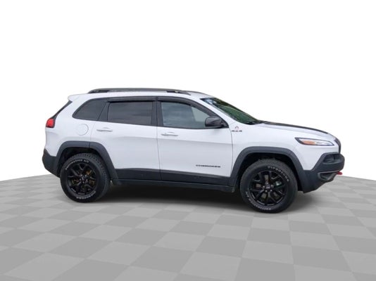 2017 Jeep Cherokee Trailhawk in , OH - Mark Wahlberg Chevrolet Auto Group