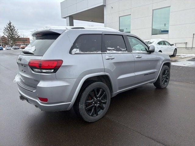 2020 Jeep Grand Cherokee Laredo