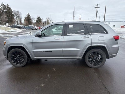 2020 Jeep Grand Cherokee Laredo