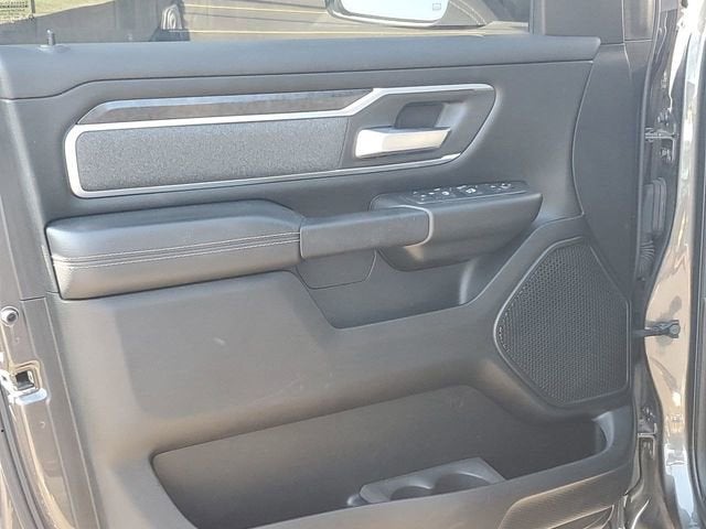 2020 RAM 1500 Big Horn Crew Cab 4x4 5'7" Box