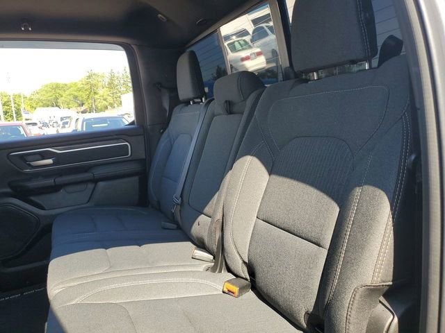 2020 RAM 1500 Big Horn Crew Cab 4x4 5'7" Box