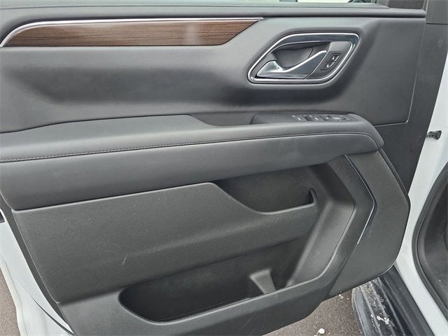 2023 GMC Yukon XL SLE