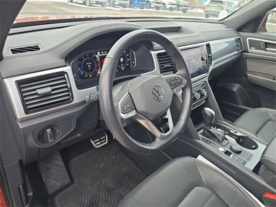 2022 Volkswagen Atlas Cross Sport 3.6L V6 SEL Premium R-Line