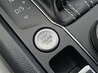 2022 Volkswagen Atlas Cross Sport 3.6L V6 SEL Premium R-Line