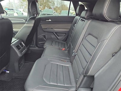 2022 Volkswagen Atlas Cross Sport 3.6L V6 SEL Premium R-Line