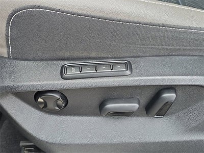 2022 Volkswagen Atlas Cross Sport 3.6L V6 SEL Premium R-Line