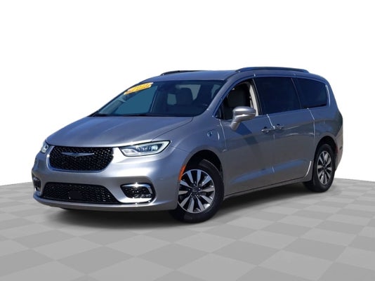 2021 Chrysler Pacifica Hybrid Touring L in , OH - Mark Wahlberg Chevrolet Auto Group