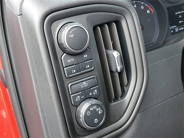 2022 Chevrolet Silverado 1500 Custom Trail Boss