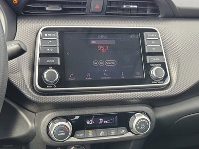 2018 Nissan Kicks SV