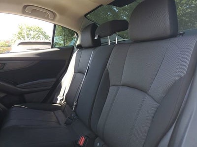 2019 Subaru Impreza 2.0i