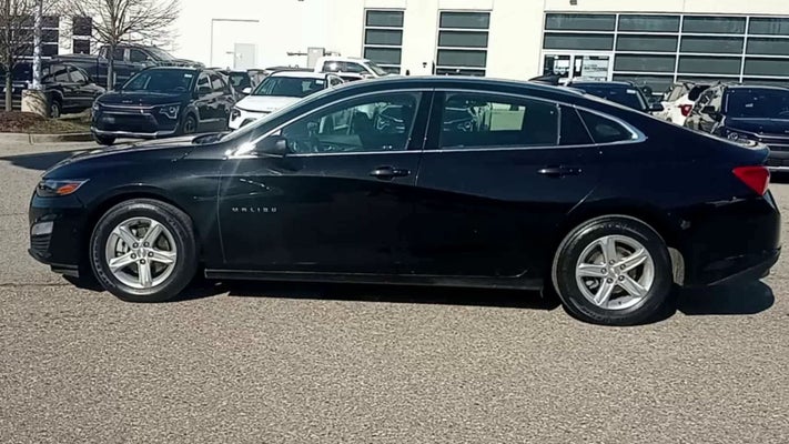 2022 Chevrolet Malibu LS in , OH - Mark Wahlberg Chevrolet Auto Group