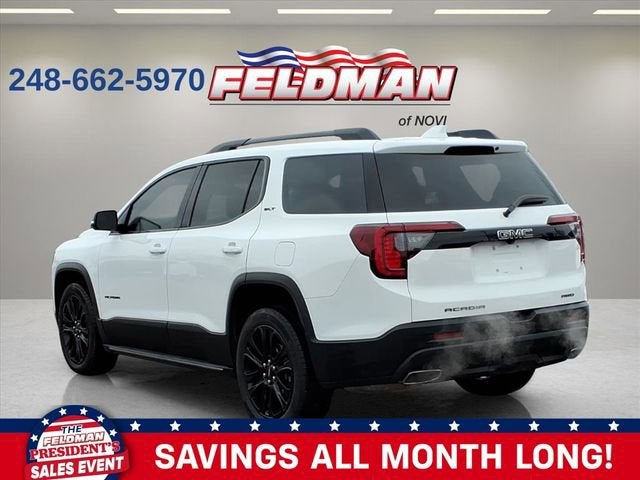 2023 GMC Acadia SLT