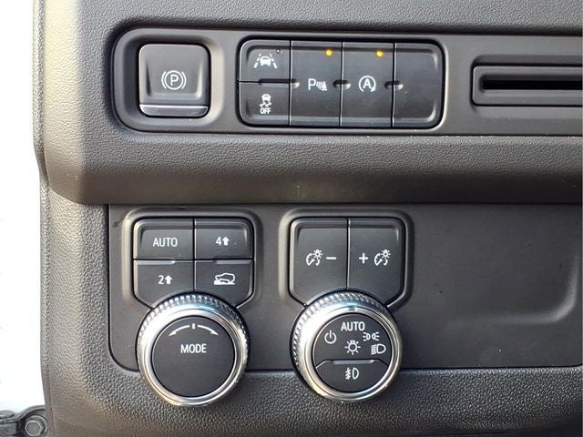 2023 GMC Yukon XL SLE