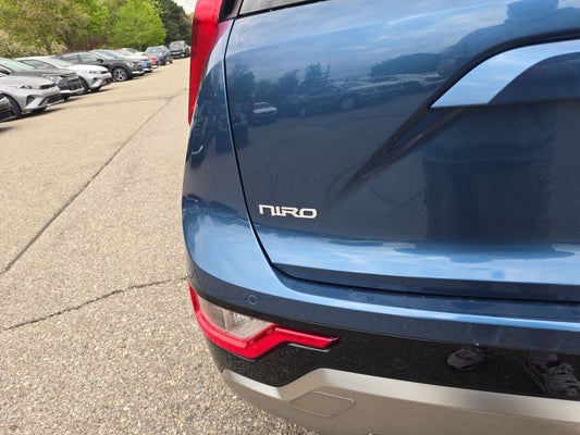 2023 Kia Niro EX Touring in , OH - Mark Wahlberg Chevrolet Auto Group