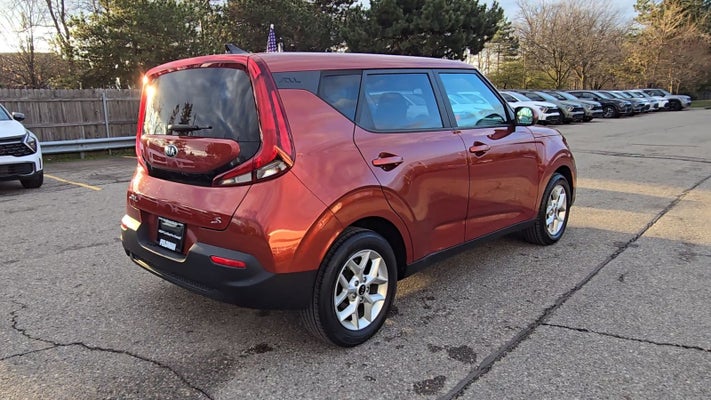2021 Kia Soul S in , OH - Mark Wahlberg Chevrolet Auto Group