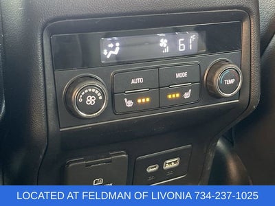 2022 GMC Acadia SLT