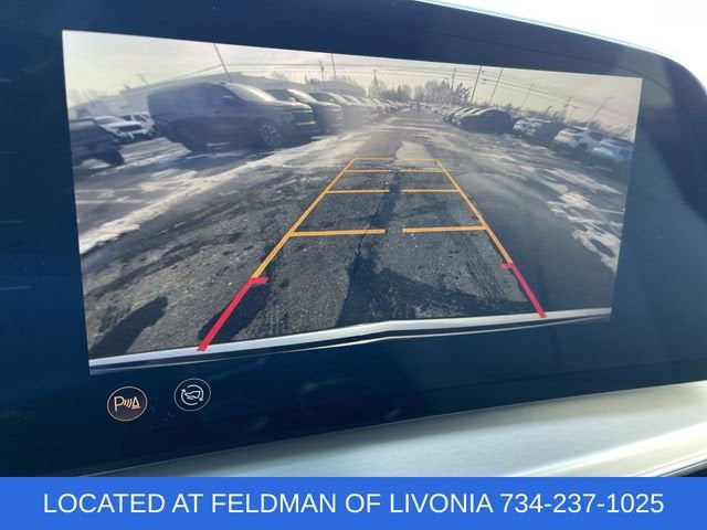 2024 Cadillac LYRIQ Luxury 1