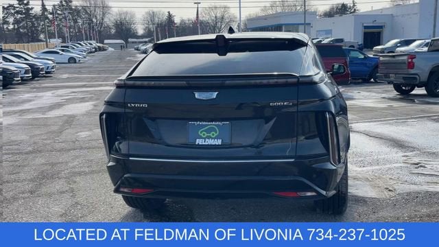 2024 Cadillac LYRIQ Luxury 1