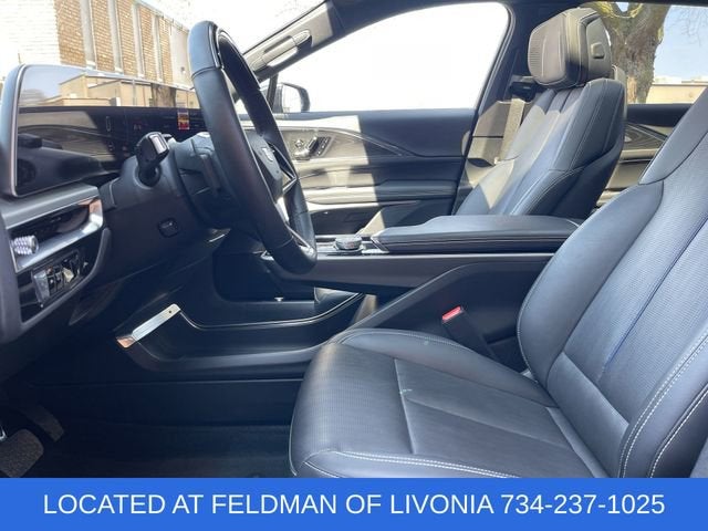 2024 Cadillac LYRIQ Sport 2