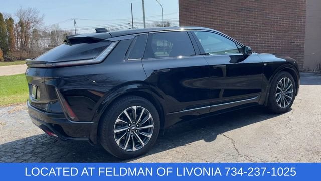 2024 Cadillac LYRIQ Sport 2