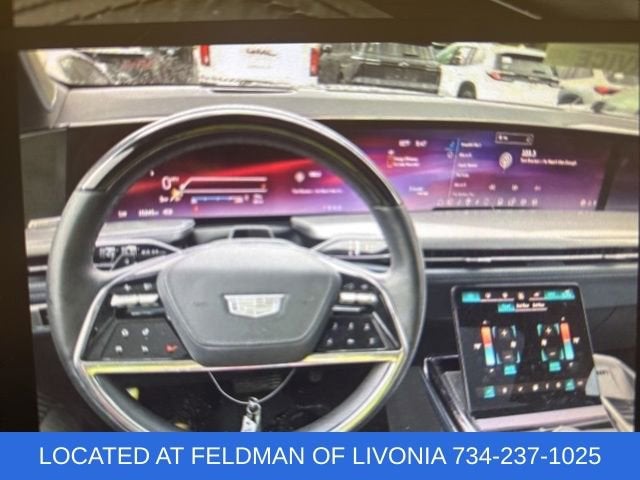 2025 Cadillac ESCALADE IQ Luxury 2