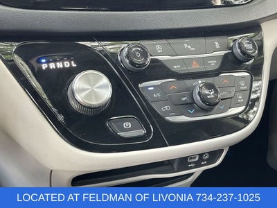 2018 Chrysler Pacifica Touring L