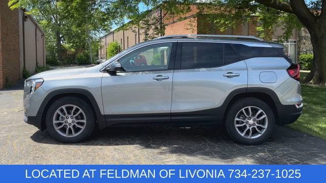 2023 GMC Terrain SLT