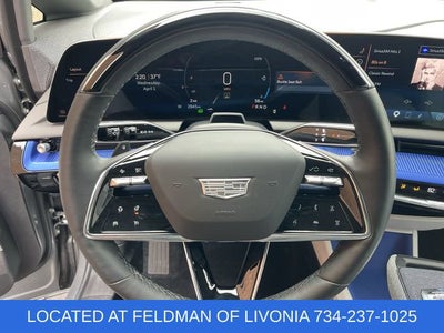 2025 Cadillac OPTIQ Luxury 1