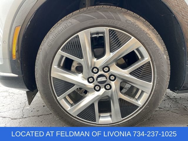 2025 Cadillac OPTIQ Luxury 1