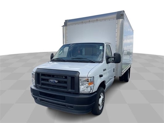 2022 Ford E-350SD Base Cutaway in , OH - Mark Wahlberg Chevrolet Auto Group