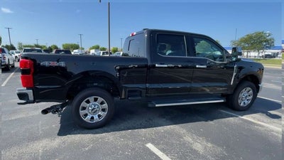 2023 Ford F-350SD Lariat
