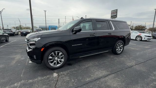 2023 Chevrolet Suburban LS
