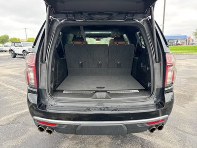 2023 Chevrolet Suburban High Country