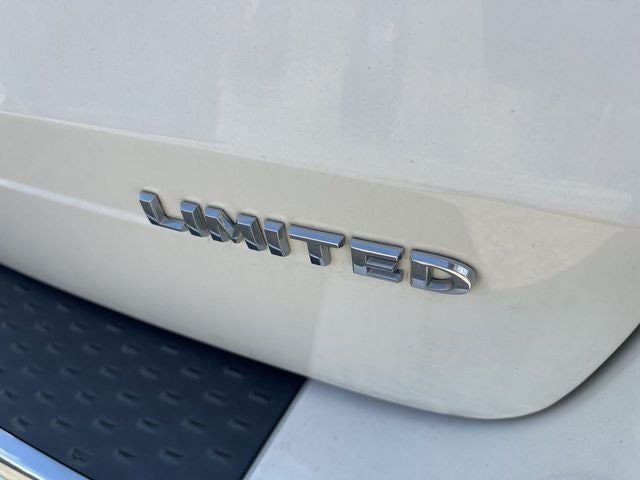 2011 Chrysler Town & Country Limited