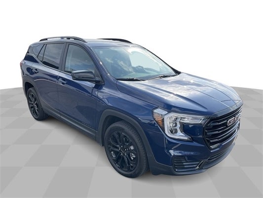 2022 GMC Terrain SLE in , OH - Mark Wahlberg Chevrolet Auto Group