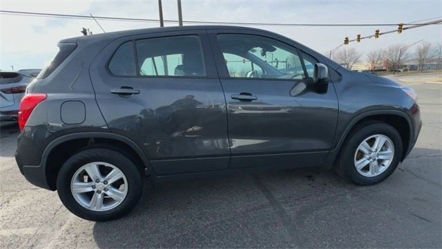 2019 Chevrolet Trax LS in , OH - Mark Wahlberg Chevrolet Auto Group