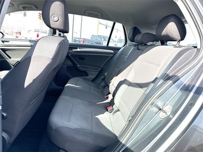 2019 Volkswagen Golf Base