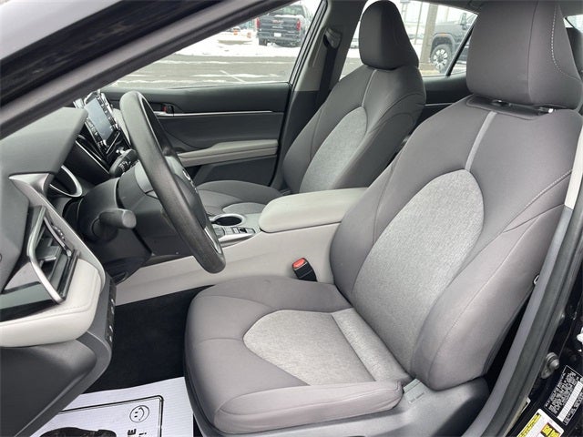 2023 Toyota Camry Hybrid LE