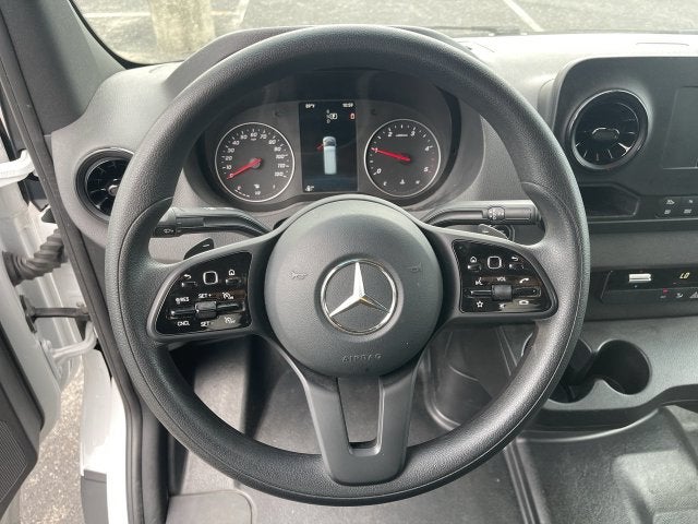 2024 Mercedes-Benz Sprinter 2500 Crew 144 WB