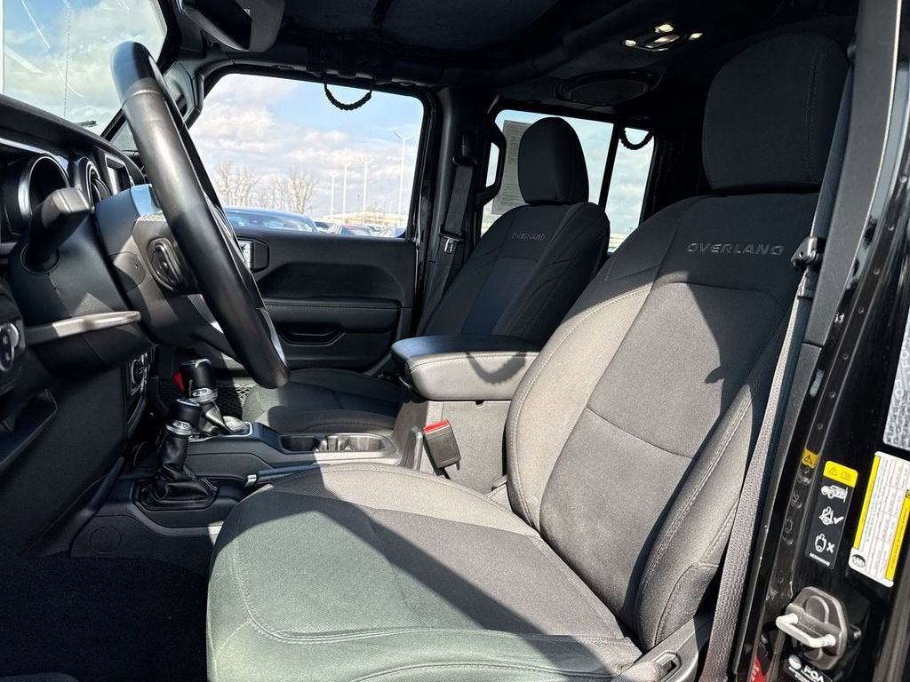 2022 Jeep Gladiator Overland