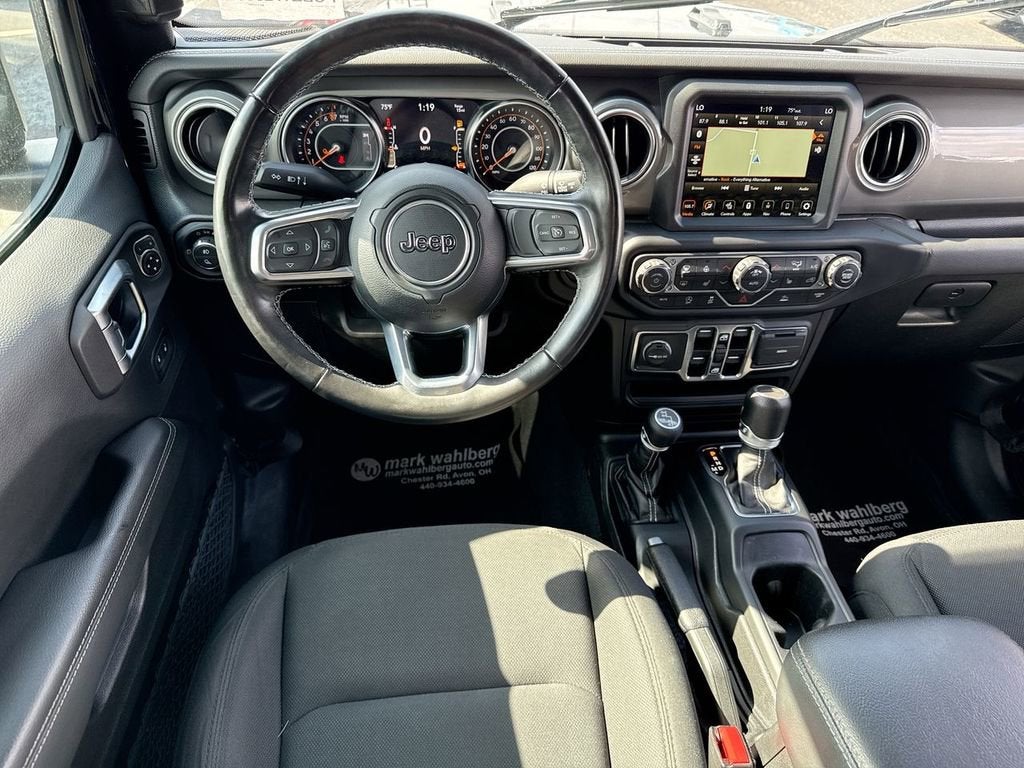 2022 Jeep Gladiator Overland