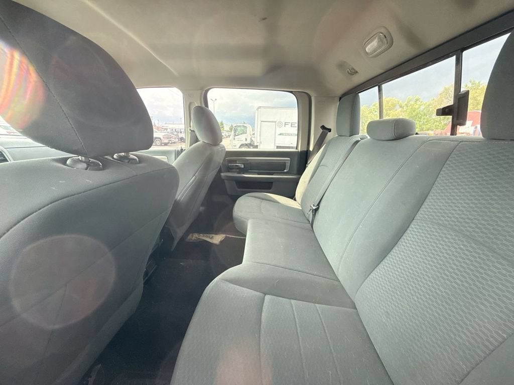 2019 RAM 1500 Classic SLT Crew Cab 4x4 6'4" Box