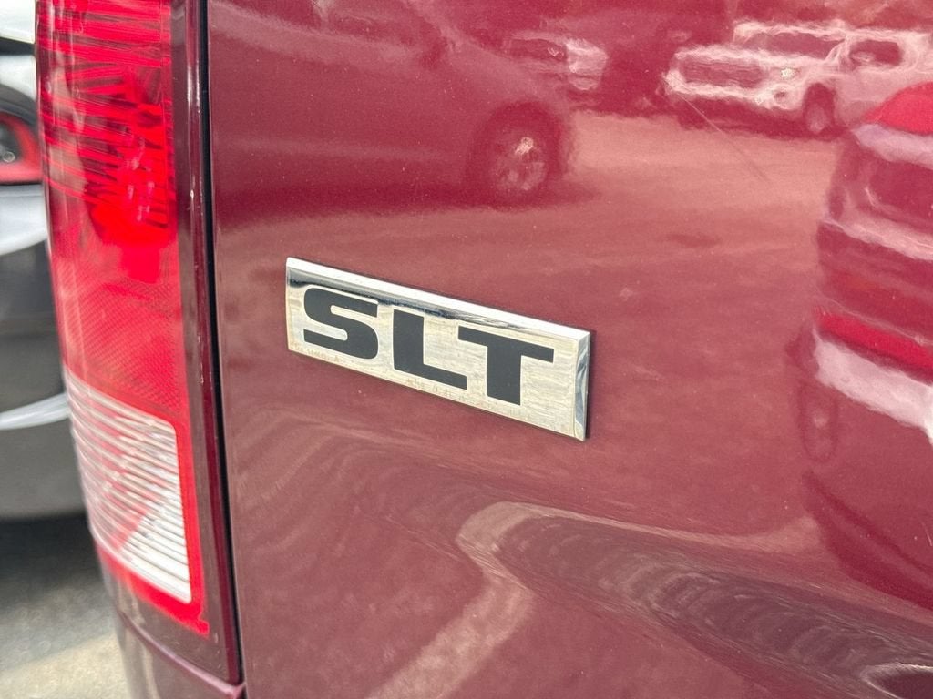 2019 RAM 1500 Classic SLT Crew Cab 4x4 6'4" Box