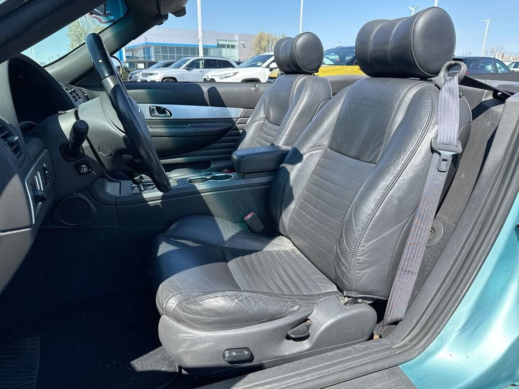 2002 Ford Thunderbird w/Hardtop Premium