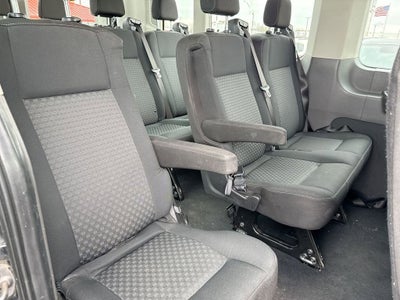 2022 Ford Transit Passenger Wagon XL