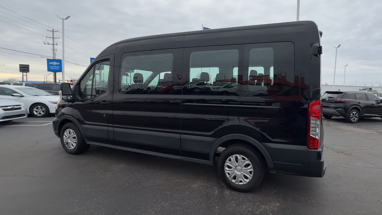 2022 Ford Transit Passenger Wagon XL