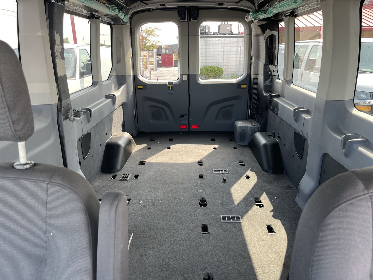 2018 Ford Transit Passenger Wagon XL