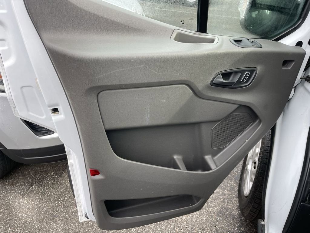 2023 Ford Transit Passenger Wagon XL