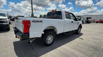 2022 Ford Super Duty F-250 SRW XL