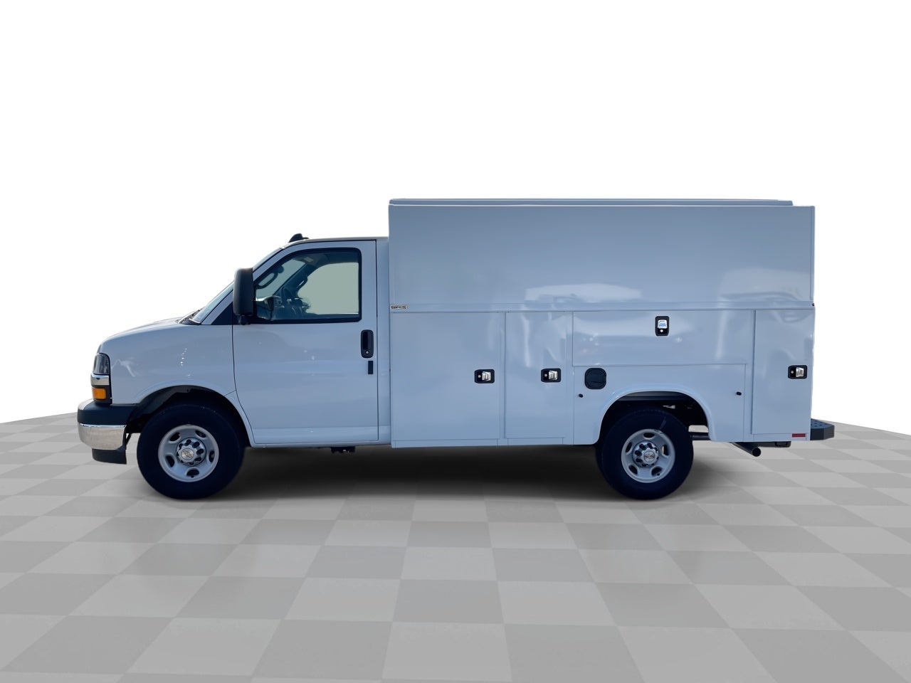 2025 Chevrolet Express Cutaway 3500 1WT